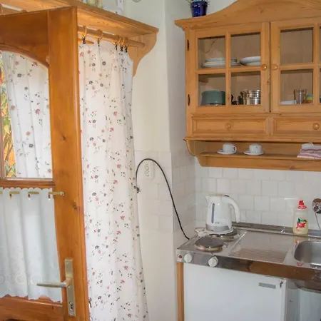 Garten Vendeghaz Guest house *