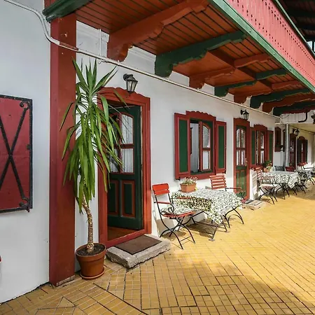 Garten Vendeghaz Guest house