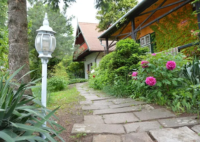 Garten Pensión 3*